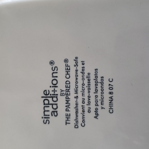 Tiles Small Square Pampered Chef plates - Picture 3 of 4